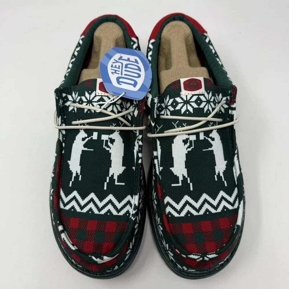 Hey Dude Wally Mens 8 Green Holiday Cheers Christmas‎ Slip On Shoes Loafers
